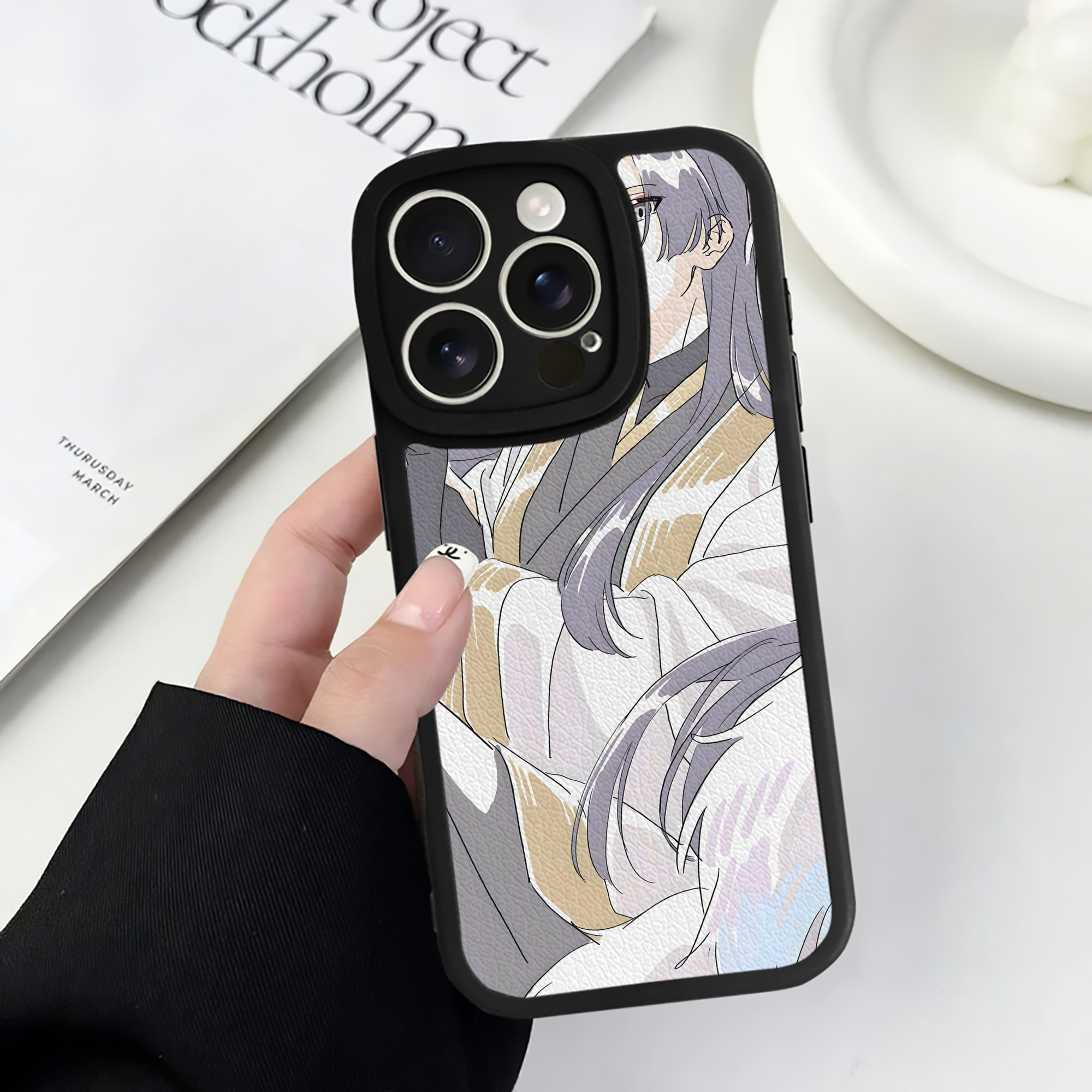 薬屋のひとりごと The Apothecary Diaries 【iPhone 16シリーズ対応】シリコンスマホケース（レザー調） 材質：シリコン